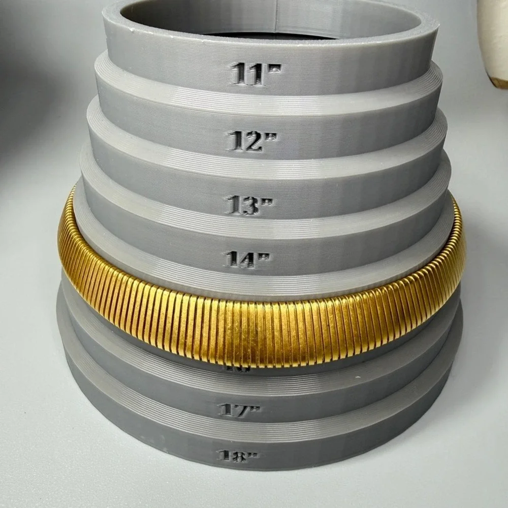 Monet Vintage Gold Tone Ribbed Omega Choker Necklace 15